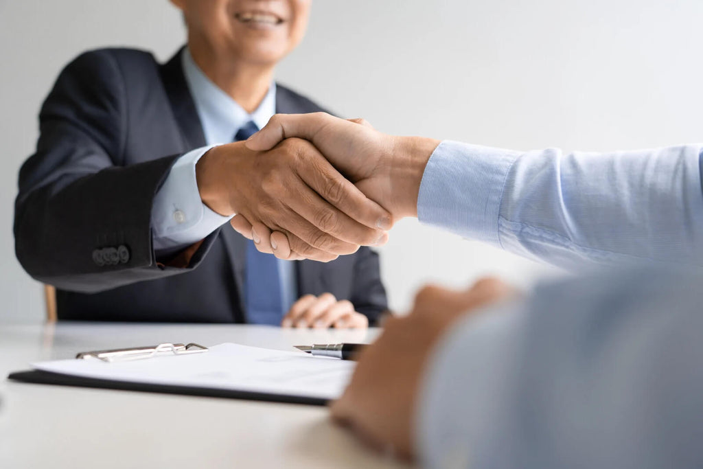 How to Accept a Job Offer the Right Way?