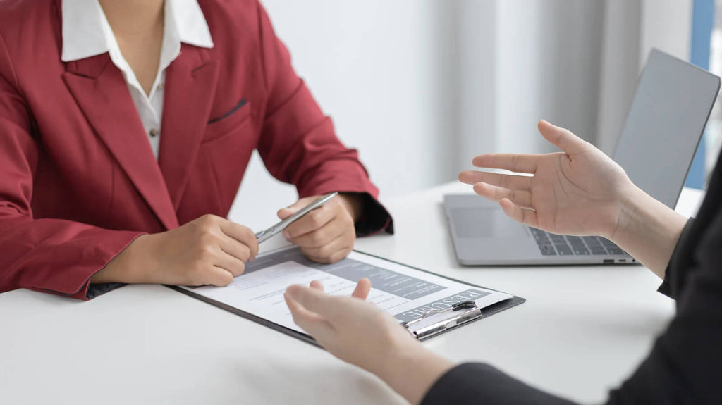 What Should You Not Wear at a Job Interview?